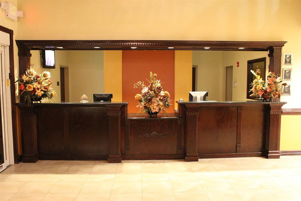 Super 8 By Wyndham Hidalgo At La Plaza Mall & Mcallen Airport Экстерьер фото